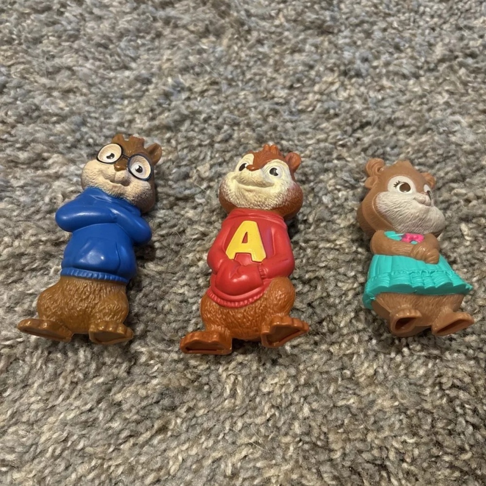 Lot-3 Alvin & The Chipmunks Alvin,  Simon, & Eleanor McDonald's Happy Meal Toy
